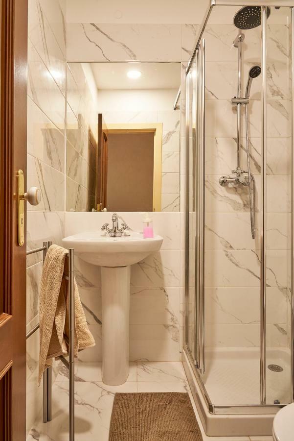 Campo Pequeno Avenida Hotell Lisboa Eksteriør bilde